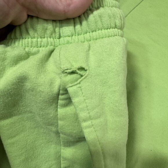 Star Wars "The Child" Baby‎ Yoda Green Fleece Jogger Pants M - Picture 7 of 7